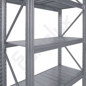 Detalle de bastidores y estantes met�licos