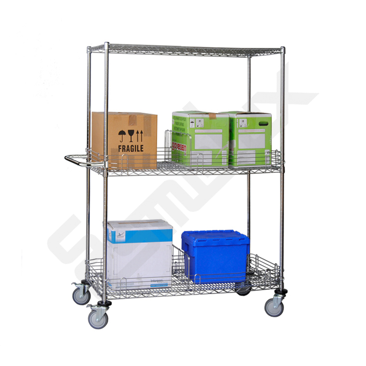 Carro cromado para distribuci�n de productos con asa y 3 niveles de estantes de varilla cromada
