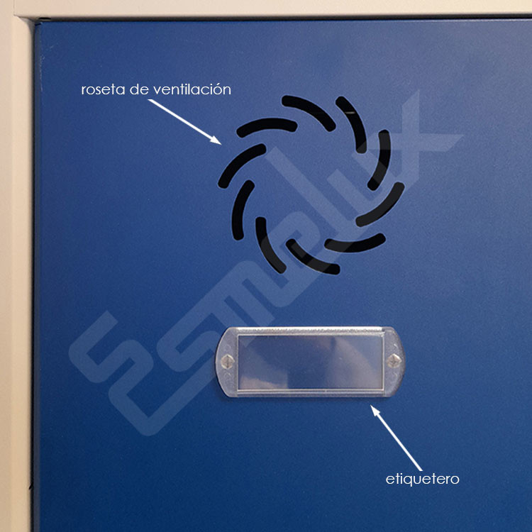 Roseta de ventilaci�n y espacio para colocar etiquetas de las taquillas met�licas Megablok