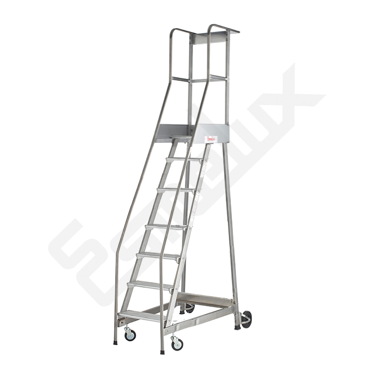 Escalera de 7 pelda�os (incluida plataforma) con estructura muy robusta y segura