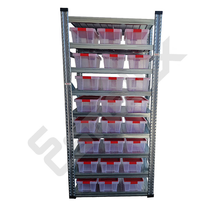 Estanter�a met�lica Galvamil con 6 estantes y 12 cajas de cuerpo transparente en los 3 estantes inferiores