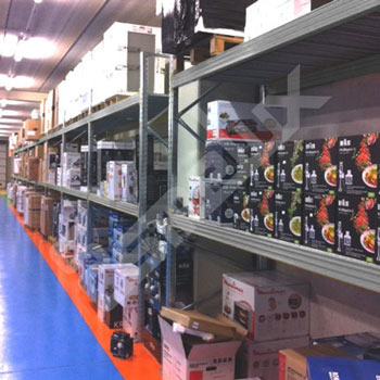 Instalaci�n de estanter�as modulares para material paleizado