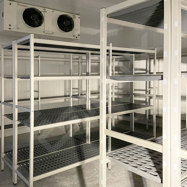 Instalaci�n estanter�a duralinox
