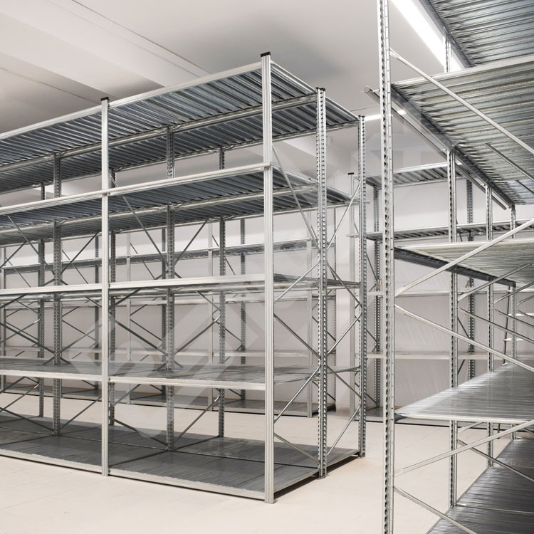 Estanter�a met�lica modular para carga manual