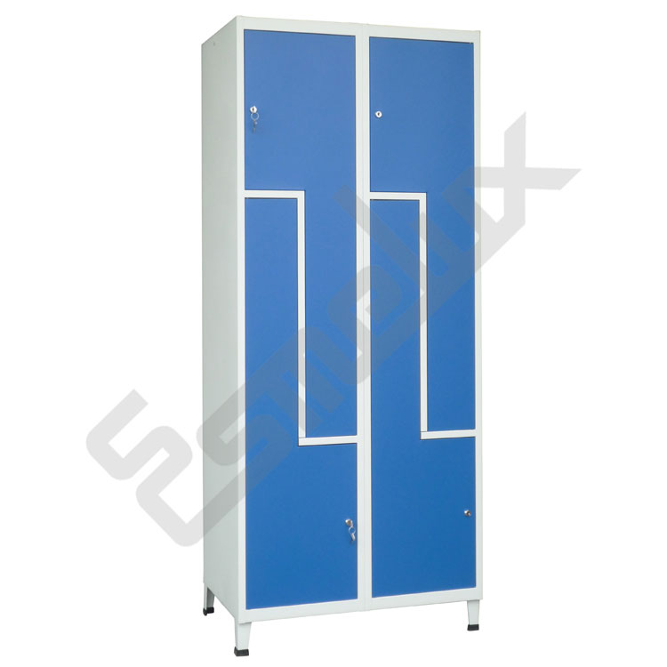 Taquilla met�lica de 2 x 2 = 4 puertas en L con patas de 100 mm de altura