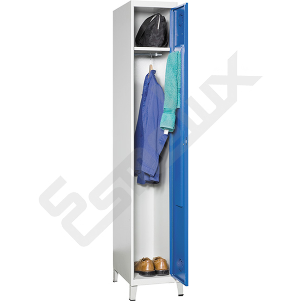 Ref. 54626.Taquillas metálicas monobloque escolares de entrega inmediata, taquillas gran resistencia. Acabado: Laterales, puertas, techo y base en acero pintado. Colores estándar: cuerpo en gris RAL 7035. Puerta azul RAL 5010. Altura cuerpo: 1800 mm. Armario o taquilla de vestuario con toallero, portaperchas y estante superior